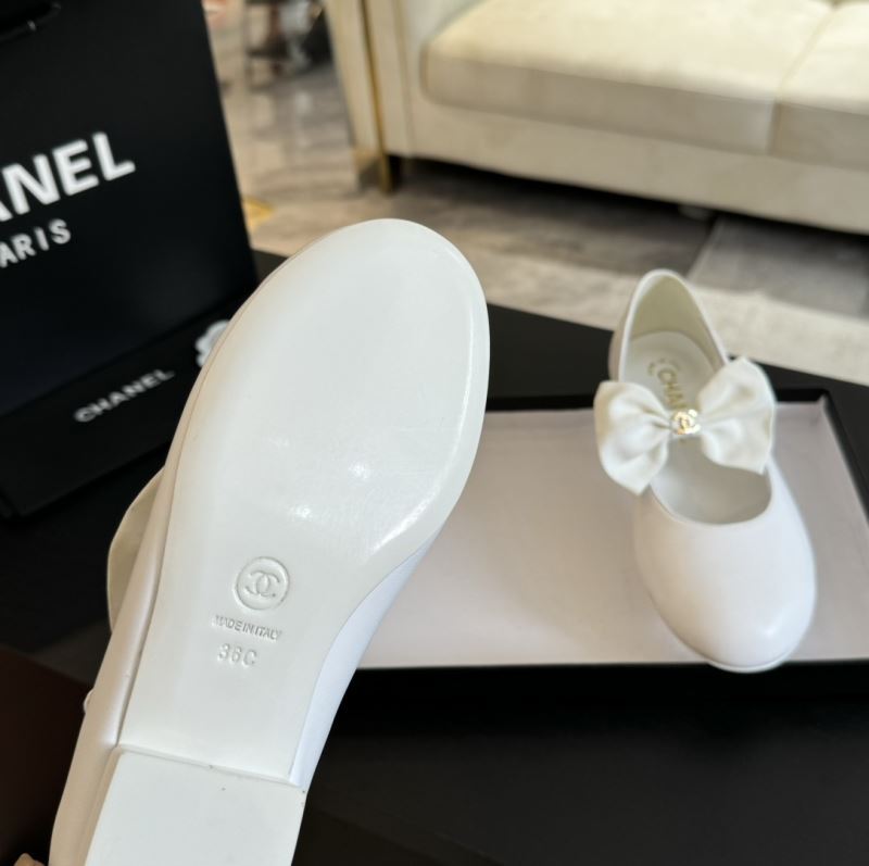 Chanel Low Shoes